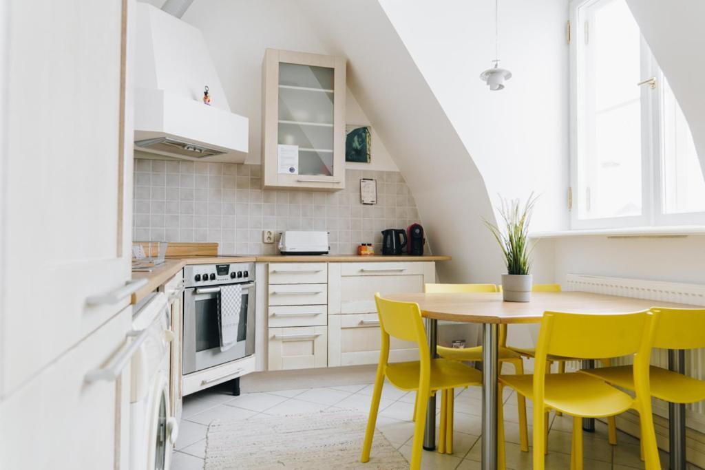 Dream Stay - Art Gallery Family Apartment With 2 Bathrooms Tallinn Exteriör bild